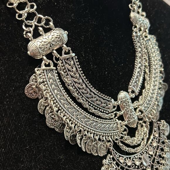 BOHO Statement Necklace - Picture 6 of 9